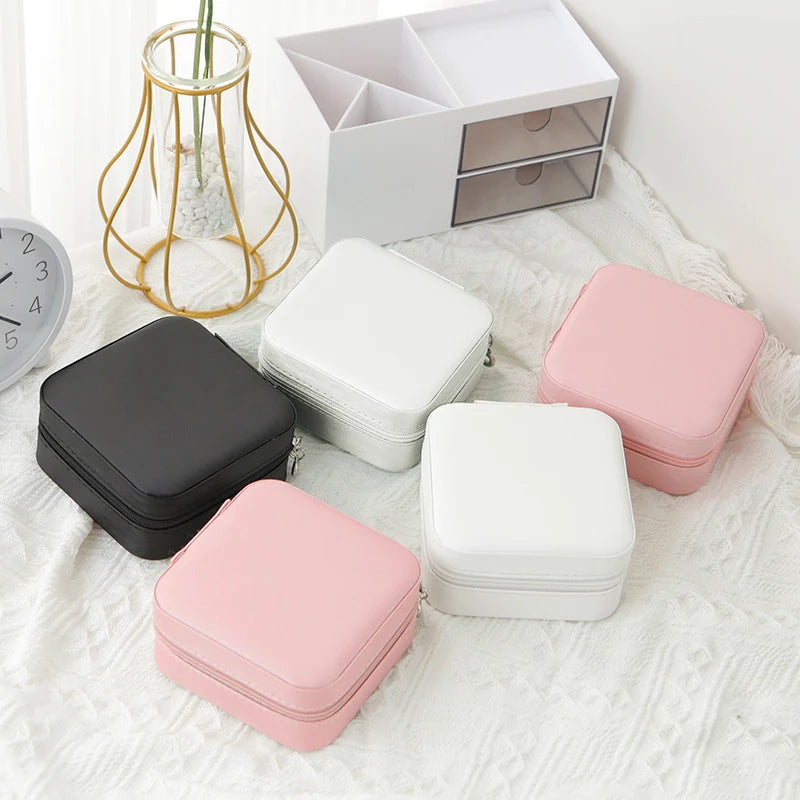 Travel Jewelry Box – Compact Leather Organizer for Rings, Earrings & Necklaces