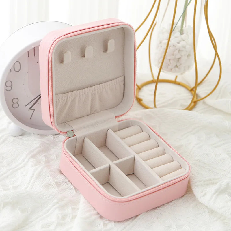 Travel Jewelry Box – Compact Leather Organizer for Rings, Earrings & Necklaces